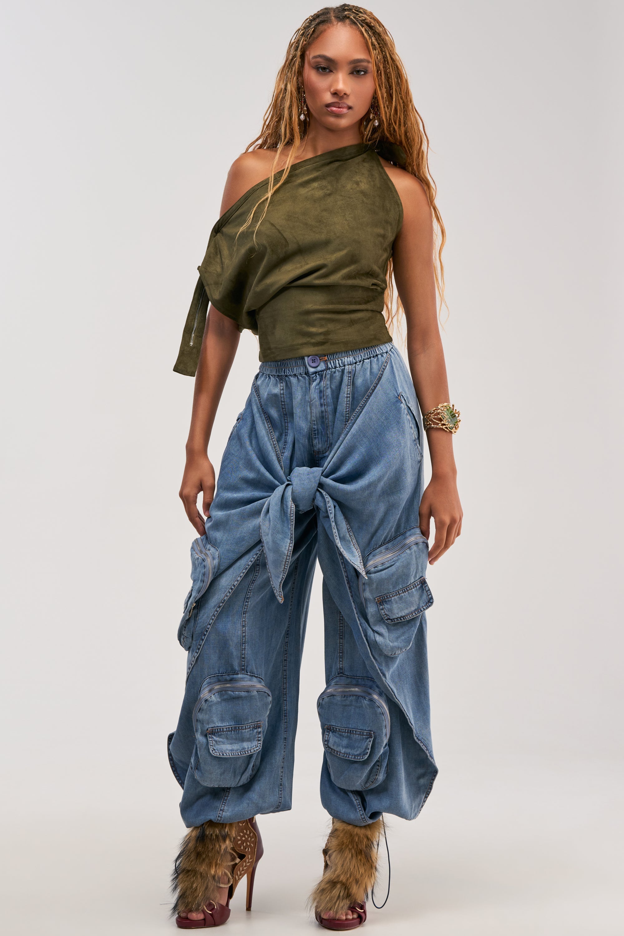 DO THE MOST TIE FRONT PANT IN DENIM