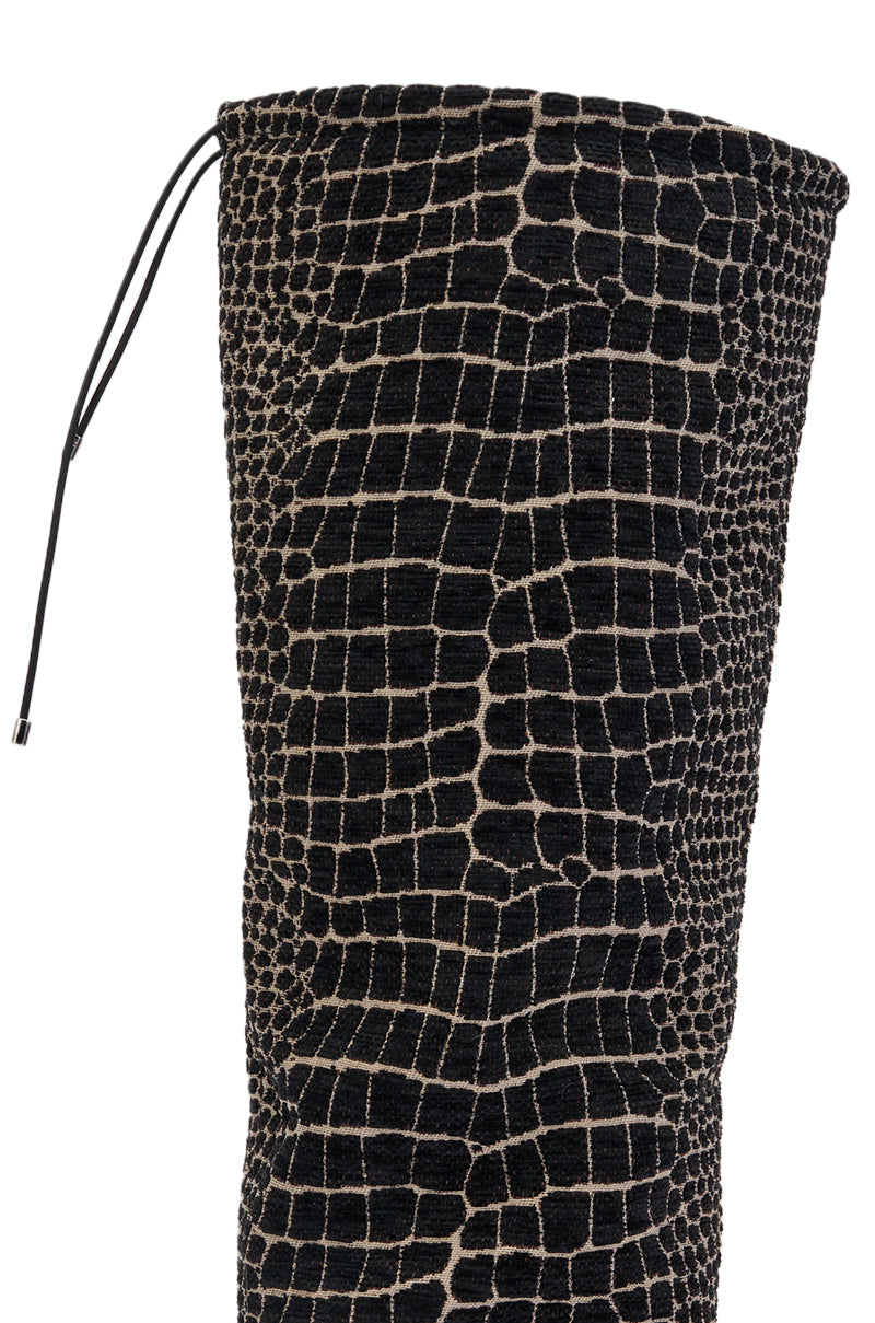 AZALEA WANG POET BLACK AND WHITE SNAKE PATTERN WEDGE SANDAL