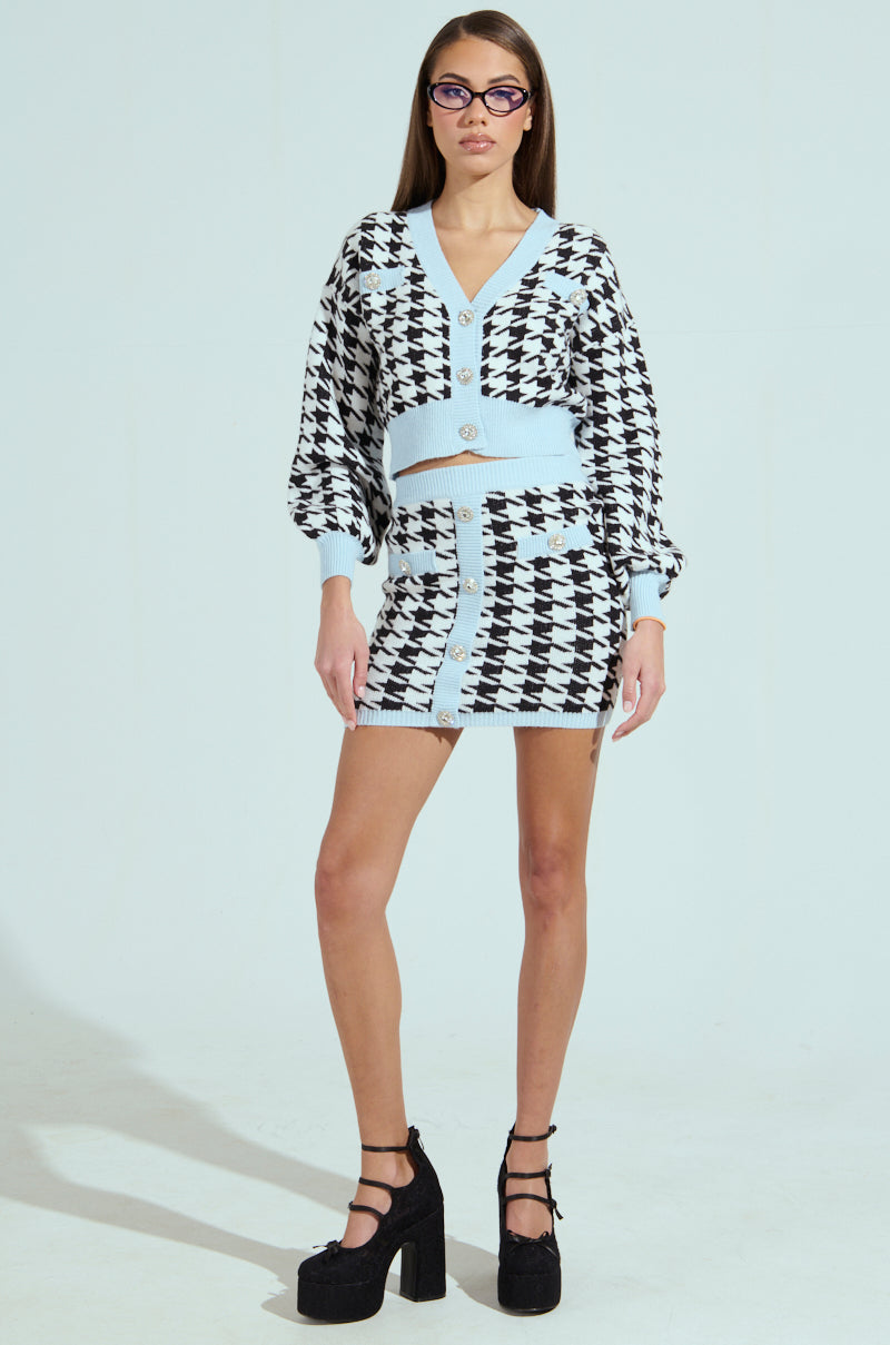 PRETTY AND POSH HOUNDSTOOTH CARDIGAN