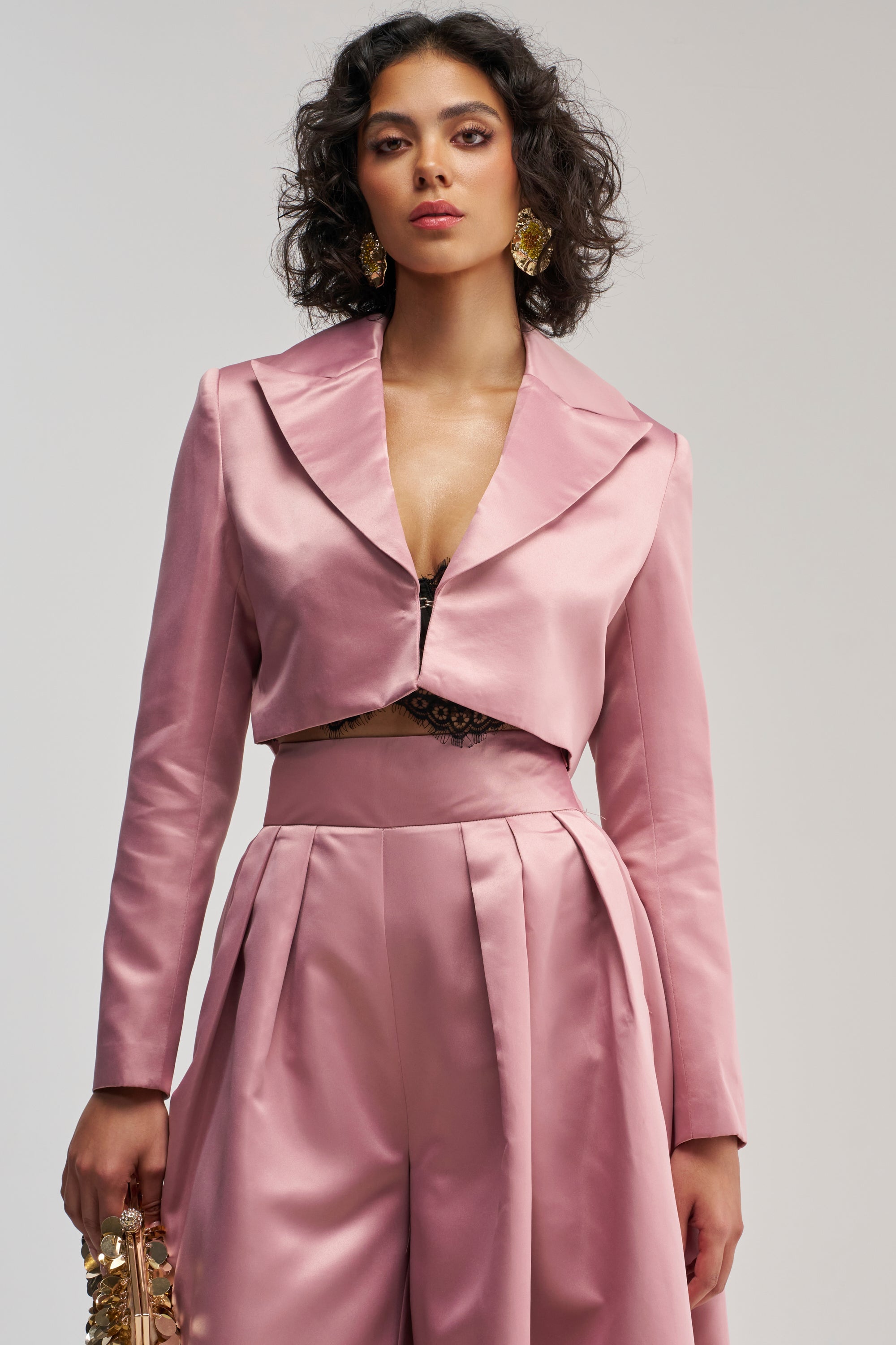 LILA SATIN BLAZER IN MAUVE