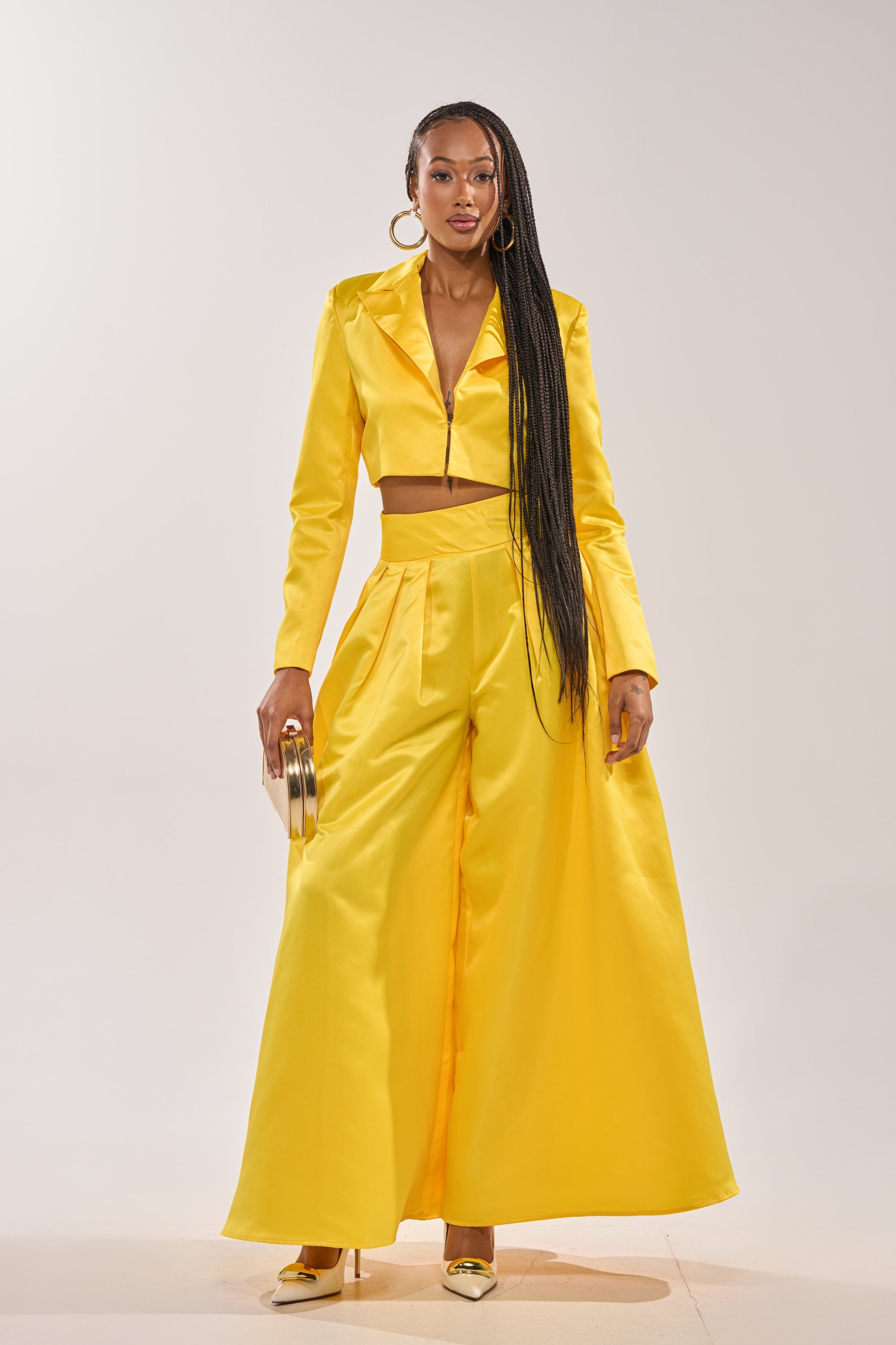 BLOOMING CROP SATIN BLAZER