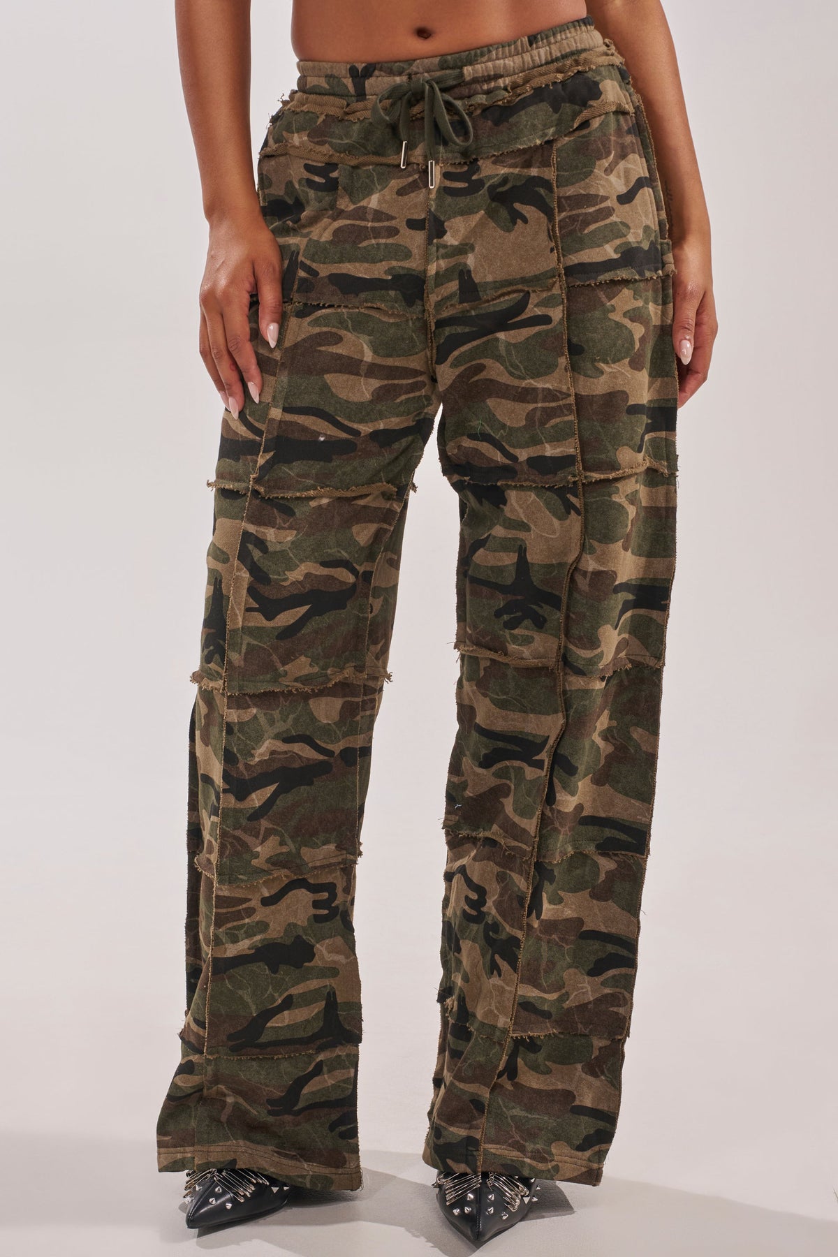 CAN'T SEE ME CAMO JOGGER