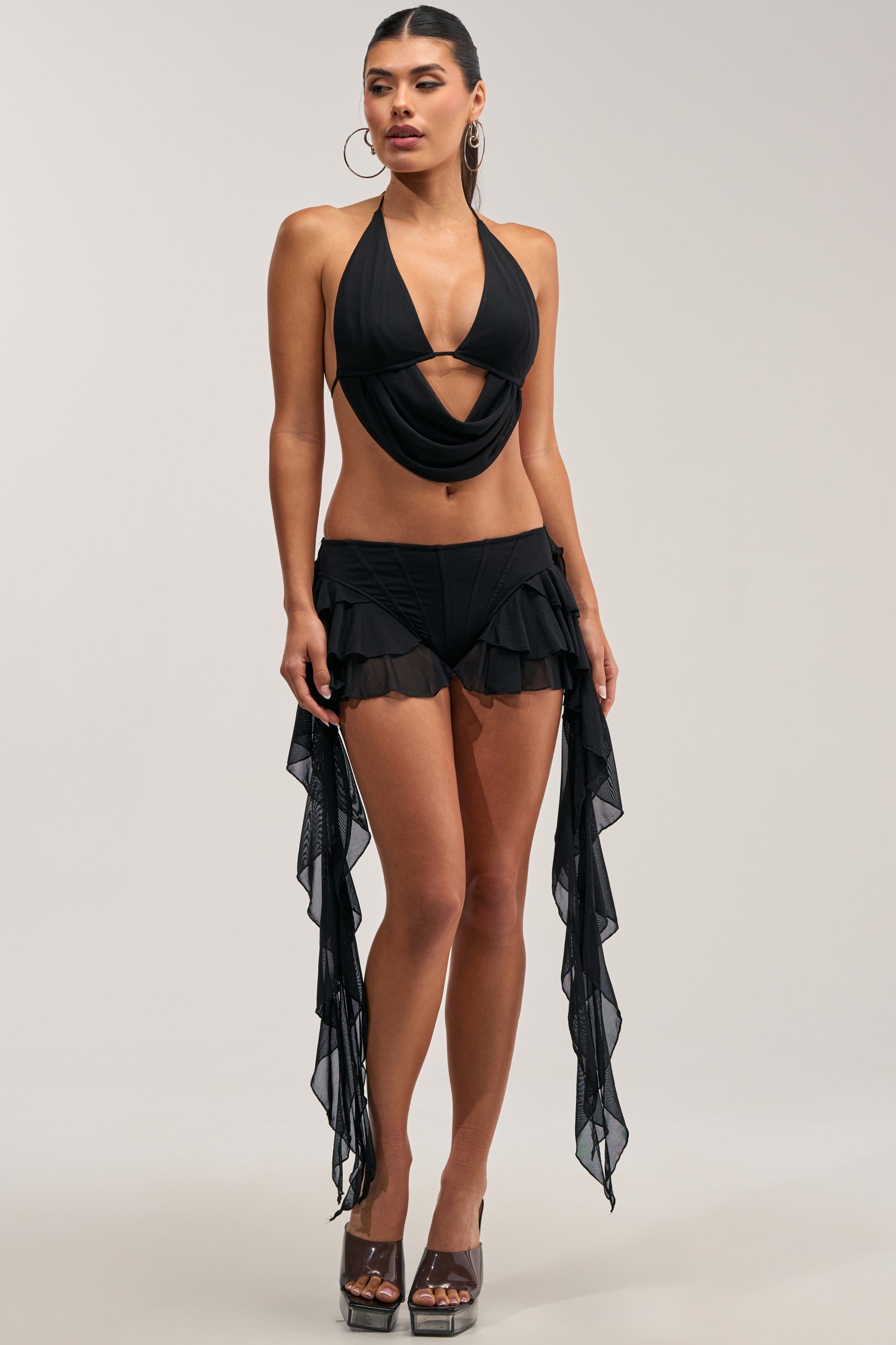 FESTIVAL QUEEN BRALETTE TOP IN BLACK