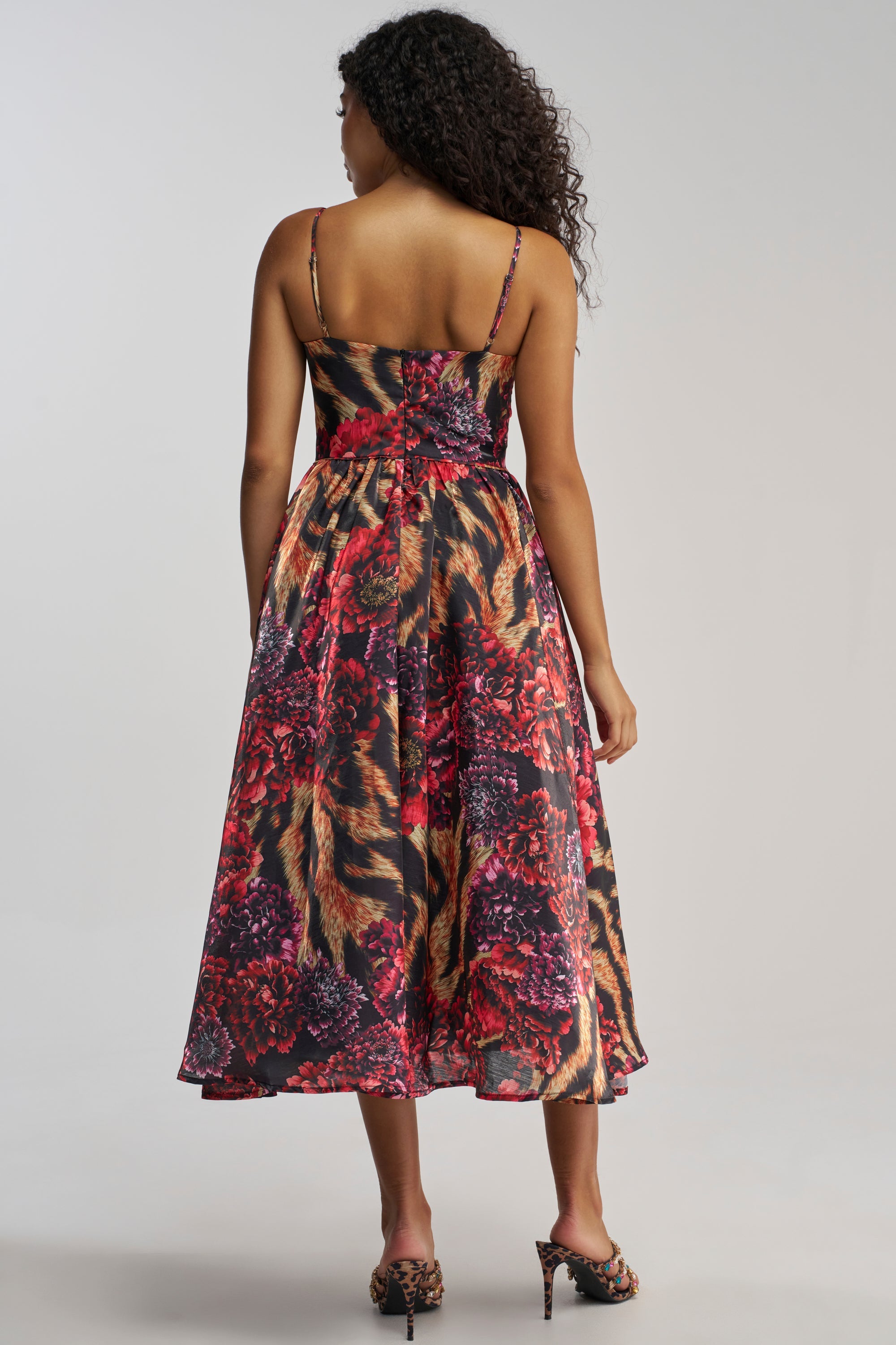 FEELING FLORAL MAXI DRESS IN TIGER MULTI