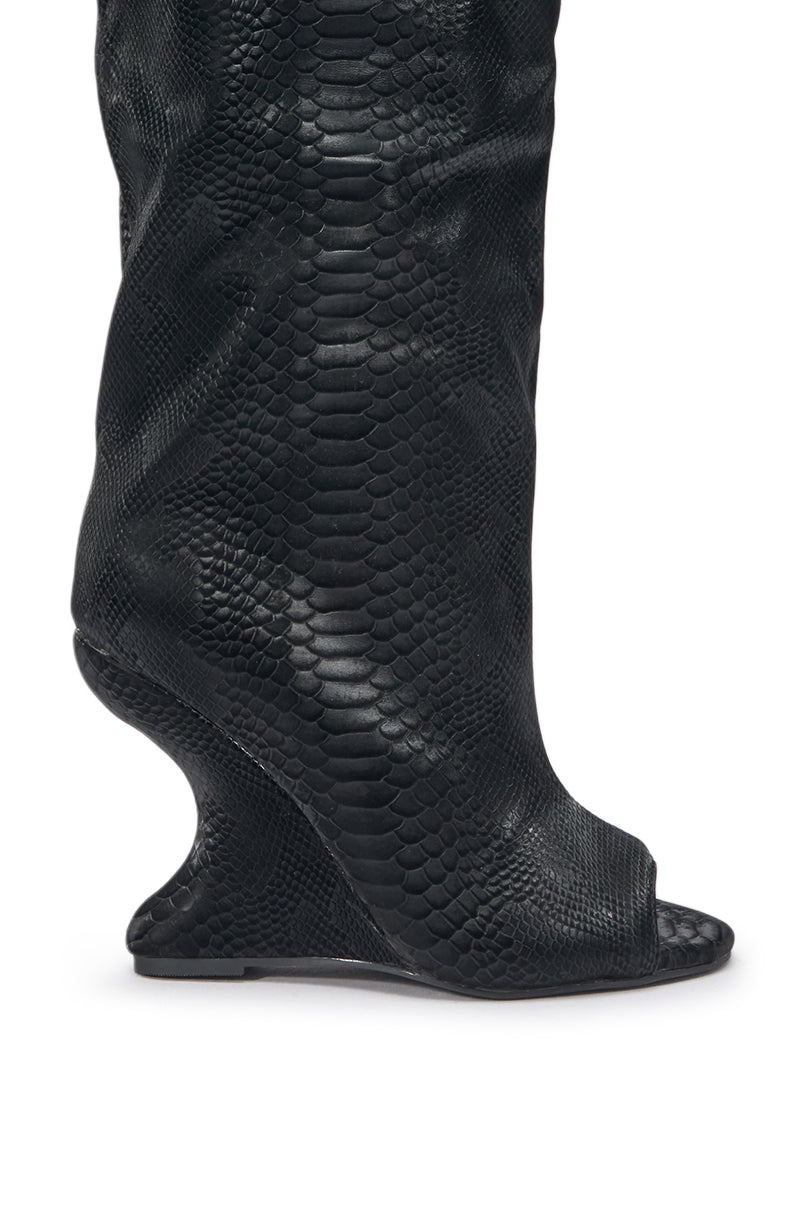 AZALEA WANG VINCENT BLACK SNAKE OPEN TOE WEDGE BOOT