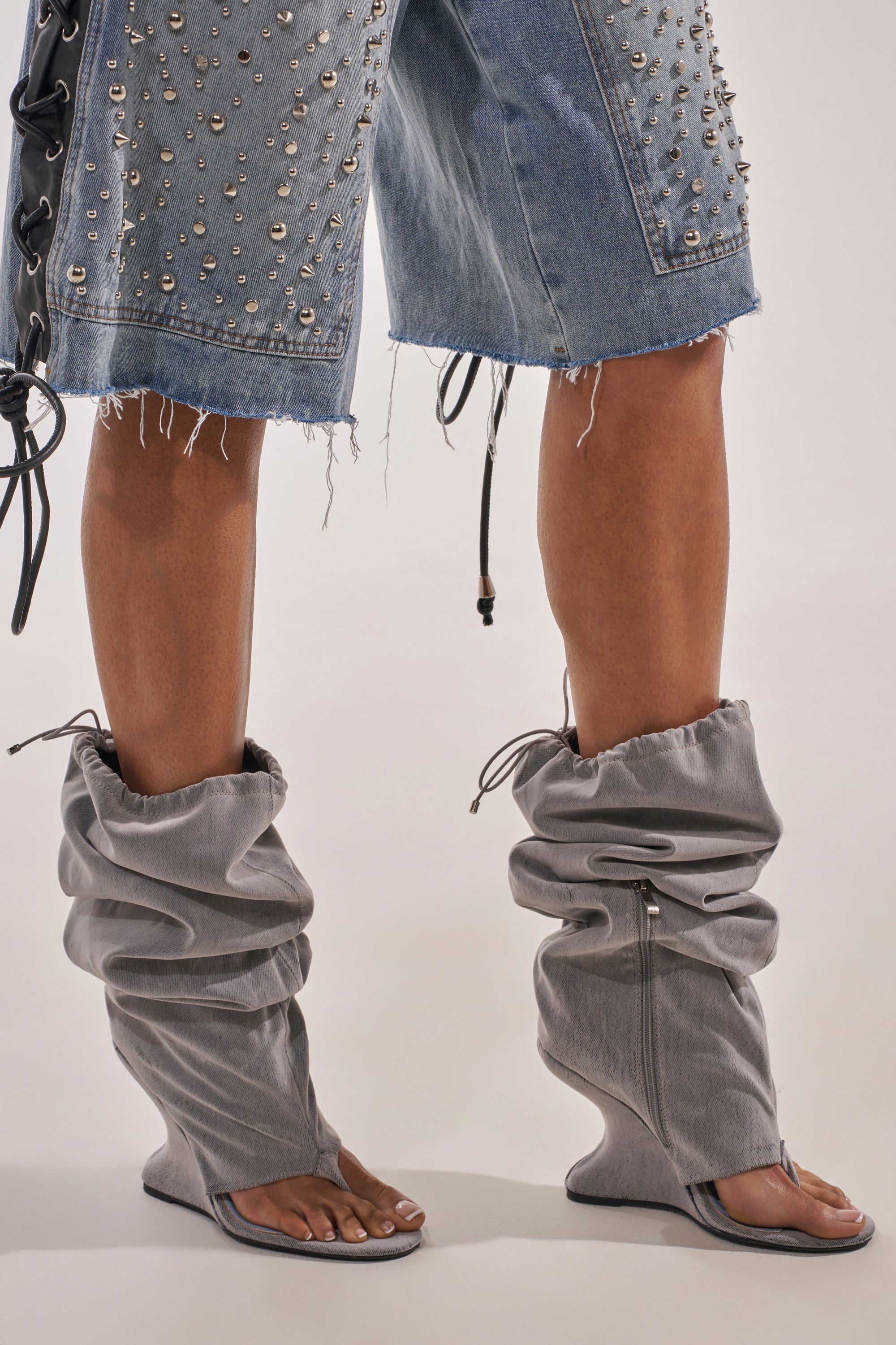 AZALEA WANG XYLAH GREY WEDGE GLADIATOR SANDAL