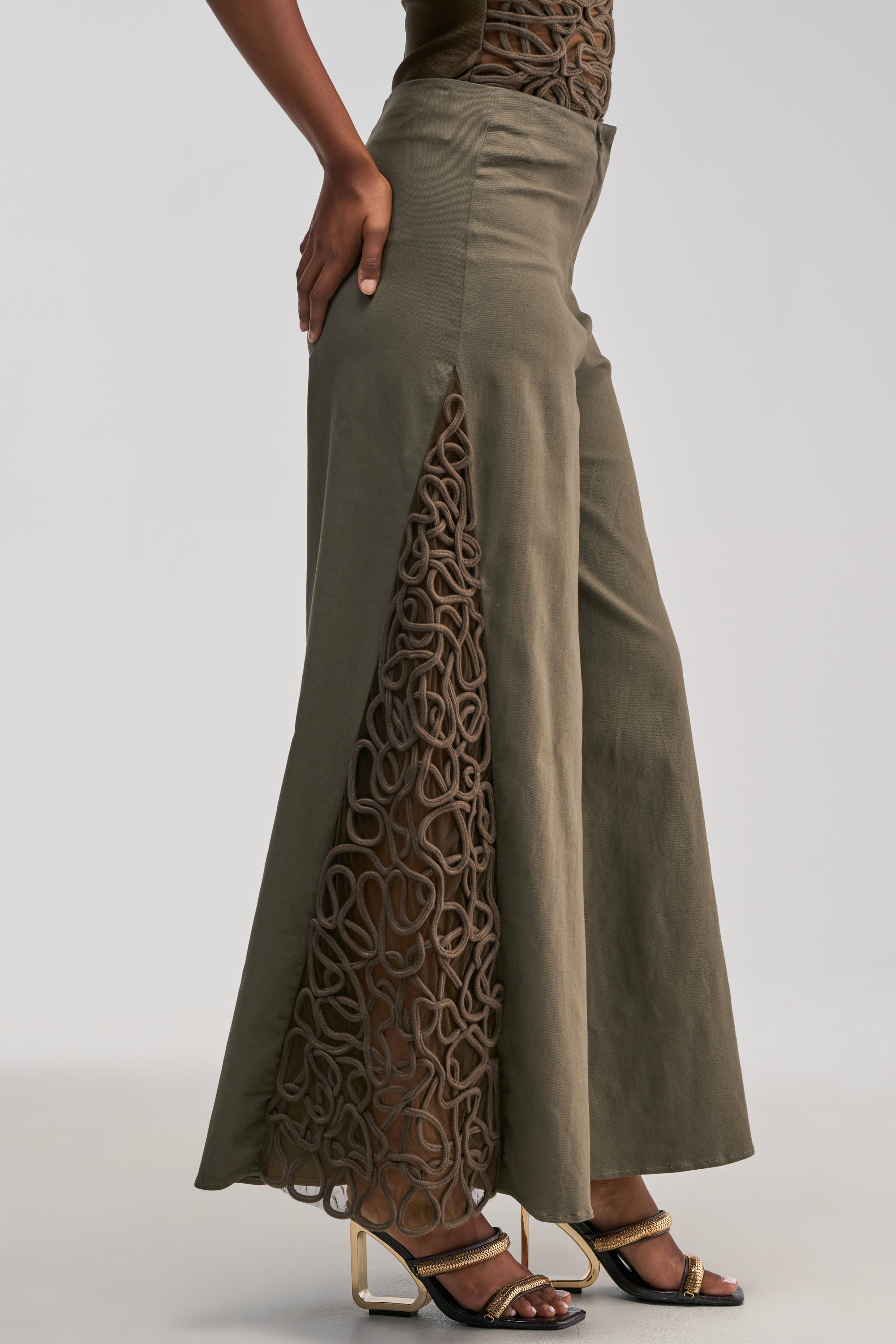 ITS GIVING ROPE DETAIL TROUSER IN OLIVE