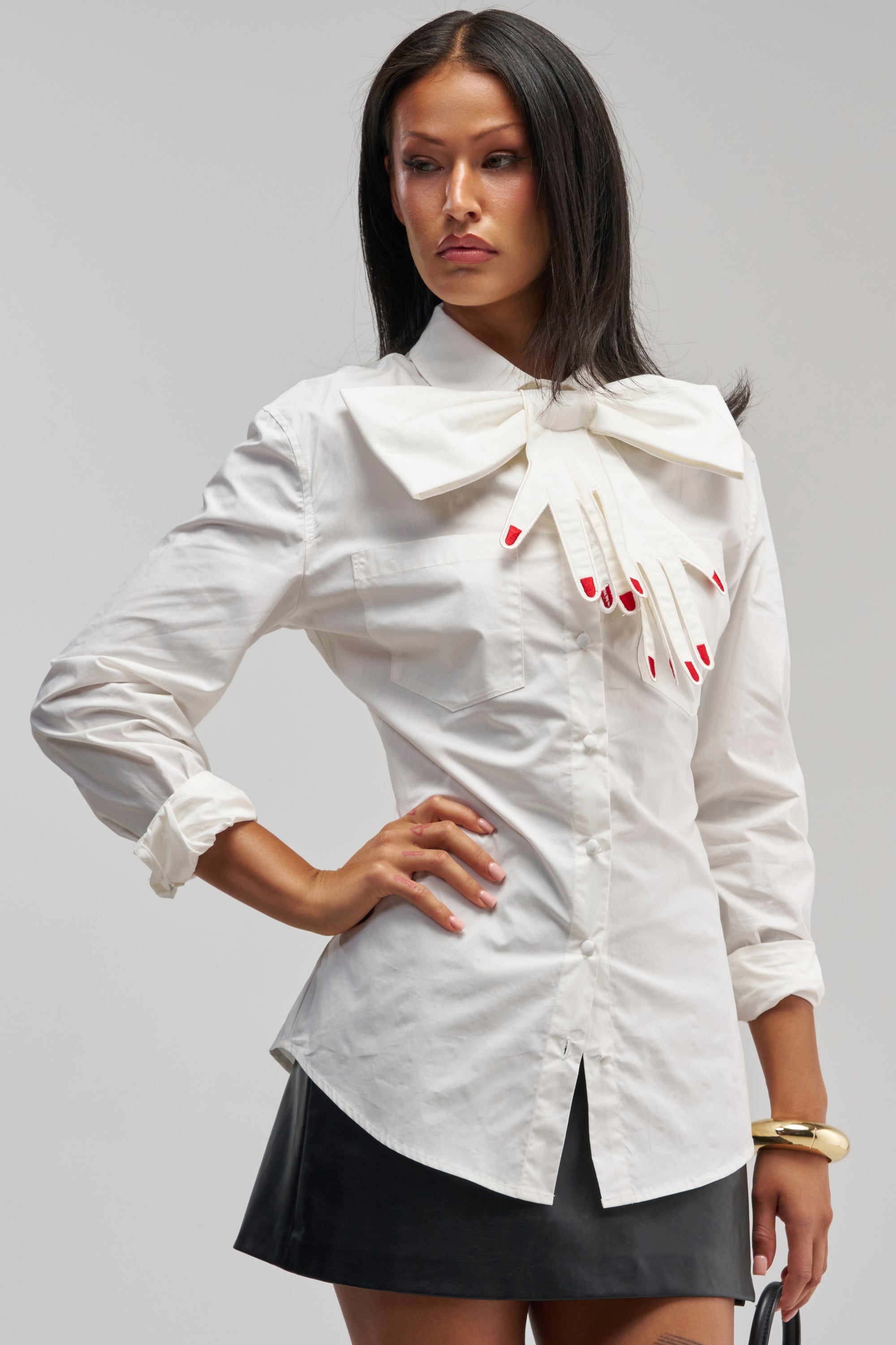 HANDS OFF POPLIN BLOUSE