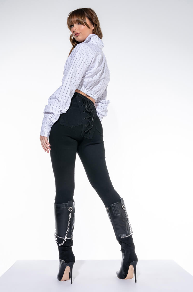 ALL OVER BACK LACE SKINNY JEANS