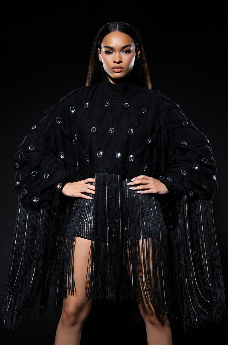 LINE UP EMBELLISHED CLUB SHORTS